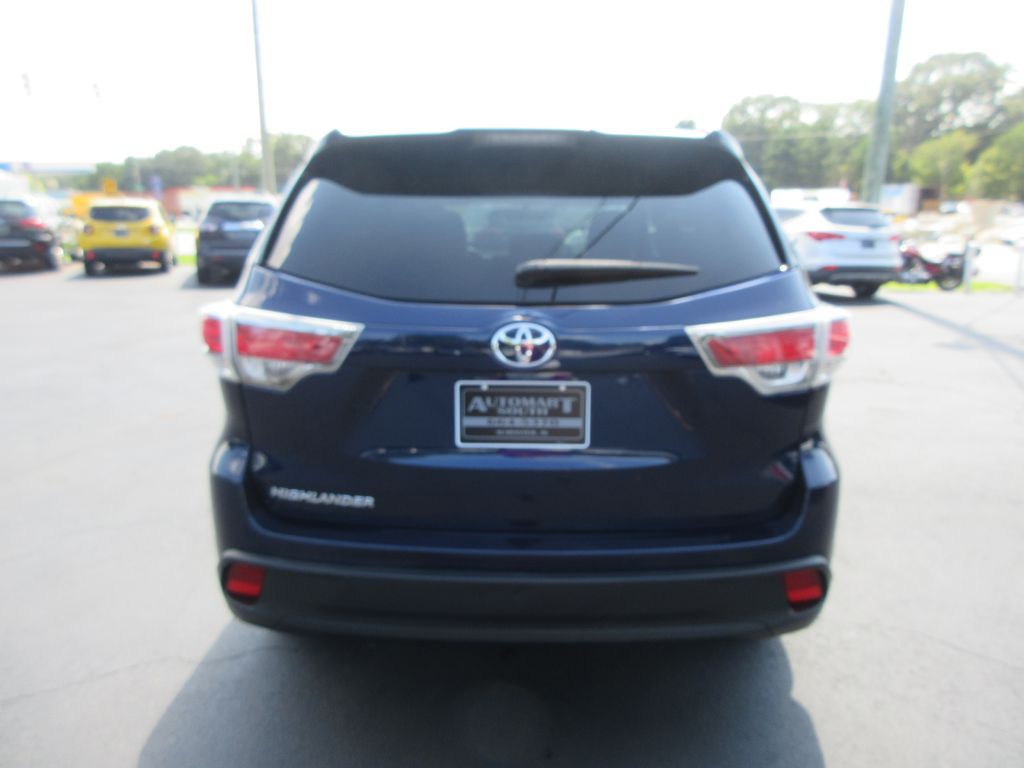 2016 Toyota Highlander Image 5