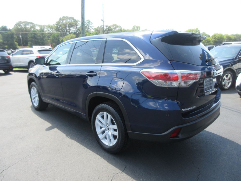 2016 Toyota Highlander Image 6