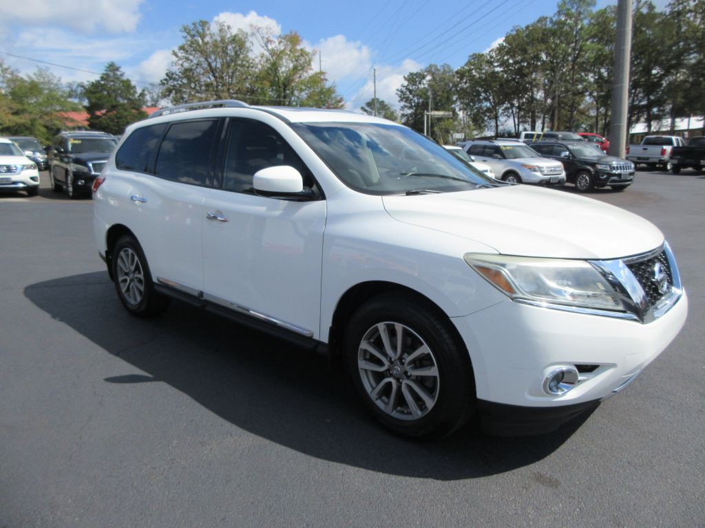 2016 Nissan Pathfinder Image 3