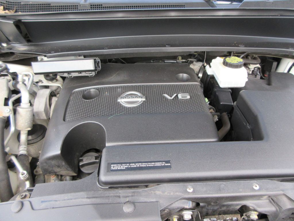 2016 Nissan Pathfinder Image 18