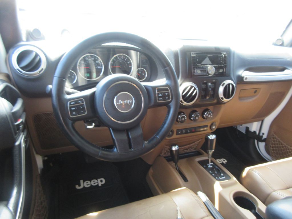 2012 Jeep Wrangler Unlimited Image 7