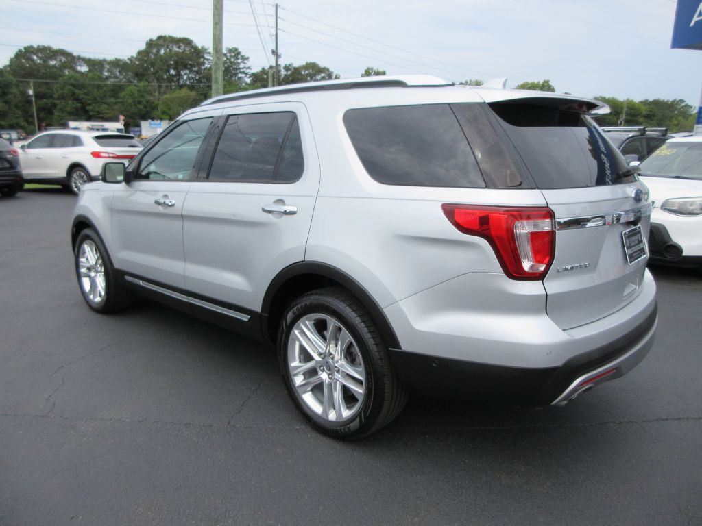 2017 Ford Explorer Image 6