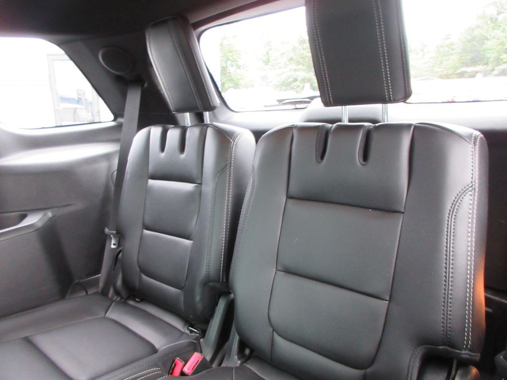 2017 Ford Explorer Image 14