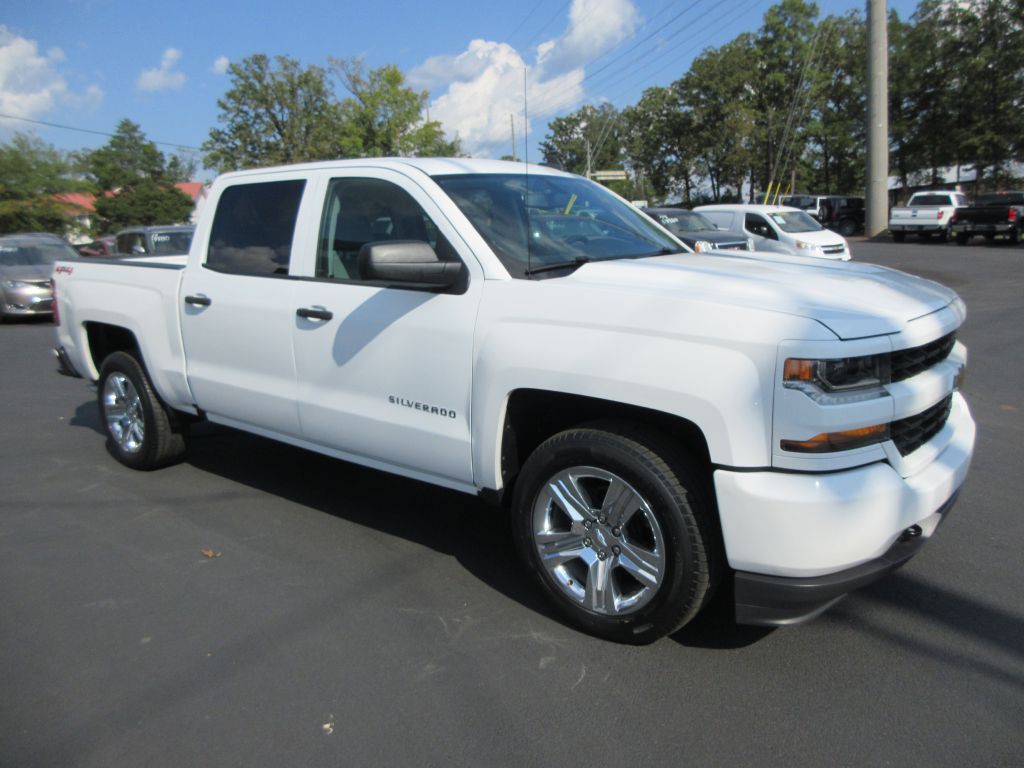 2018 Chevrolet Silverado 1500 Image 3