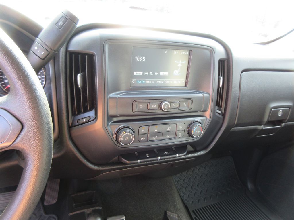 2018 Chevrolet Silverado 1500 Image 9