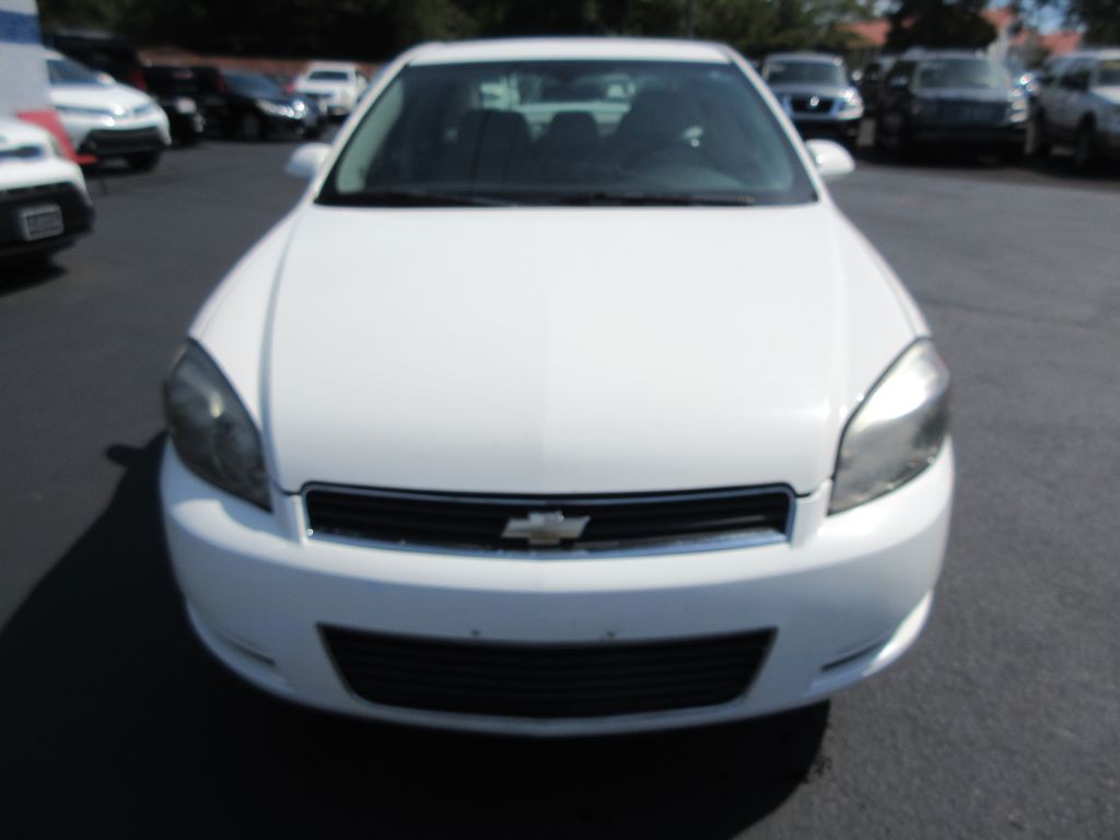 2007 Chevrolet Impala Image 2