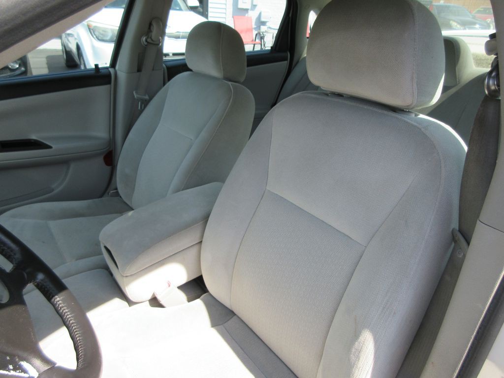 2007 Chevrolet Impala Image 11