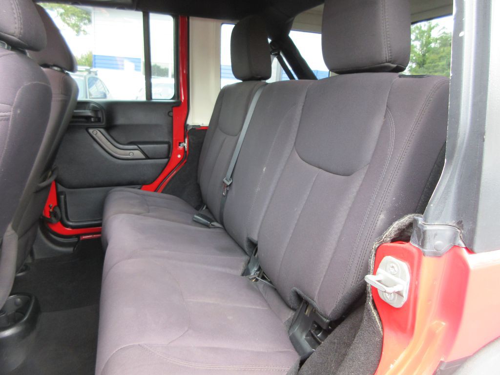2014 Jeep Wrangler Unlimited Image 12