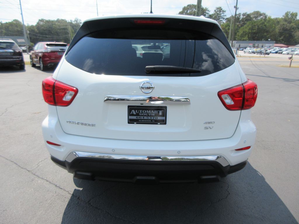 2017 Nissan Pathfinder Image 5