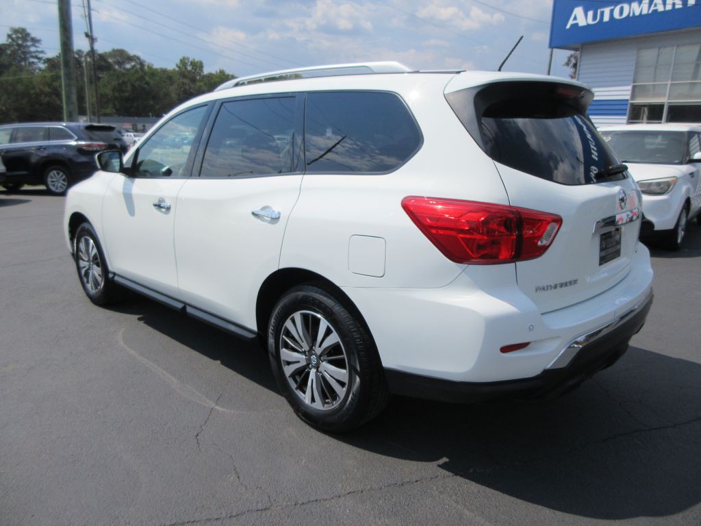 2017 Nissan Pathfinder Image 6