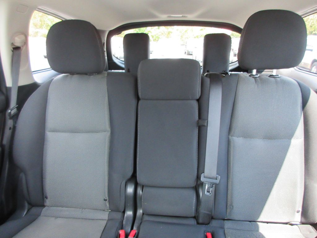 2017 Nissan Pathfinder Image 10