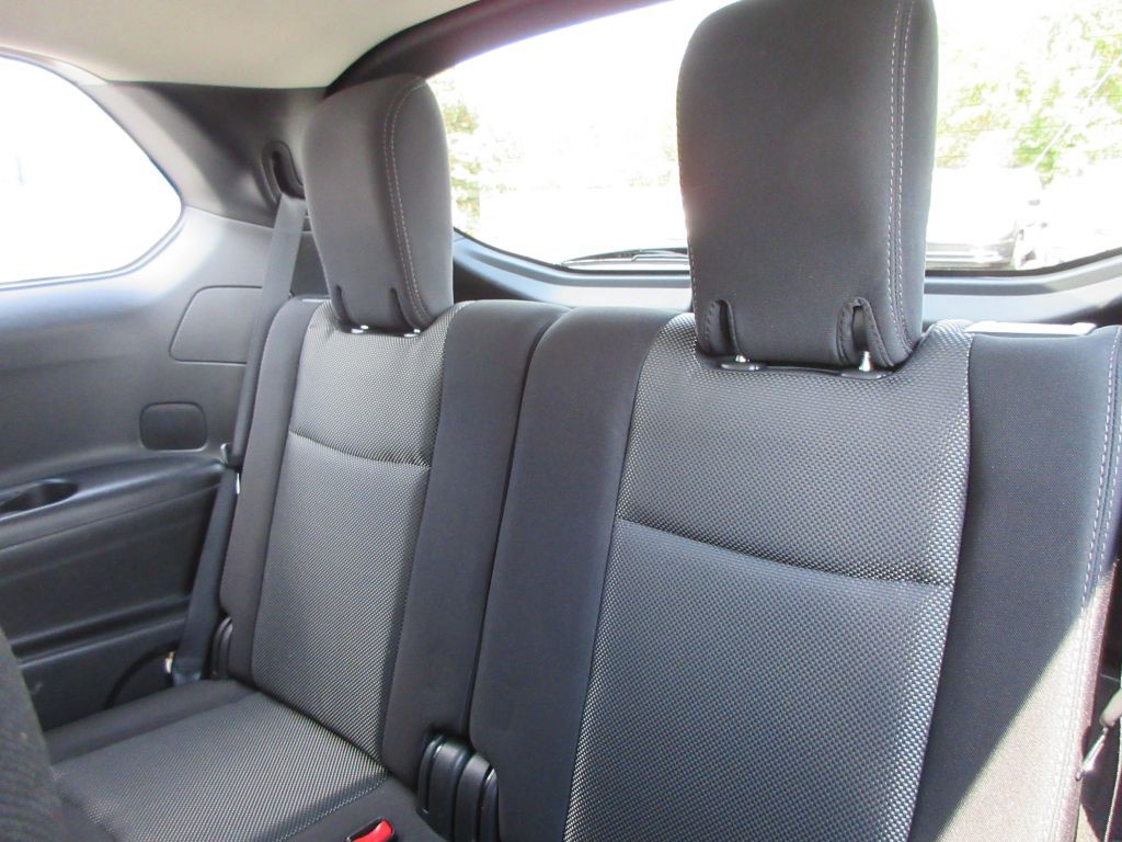 2017 Nissan Pathfinder Image 11