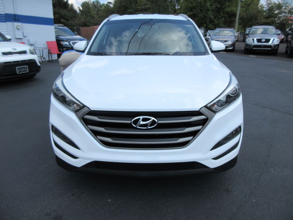 2016 Hyundai Tucson Image 2