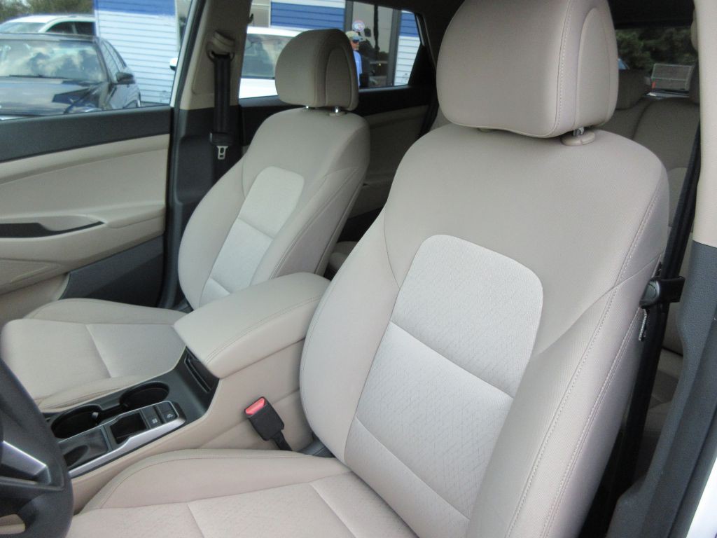 2016 Hyundai Tucson Image 11