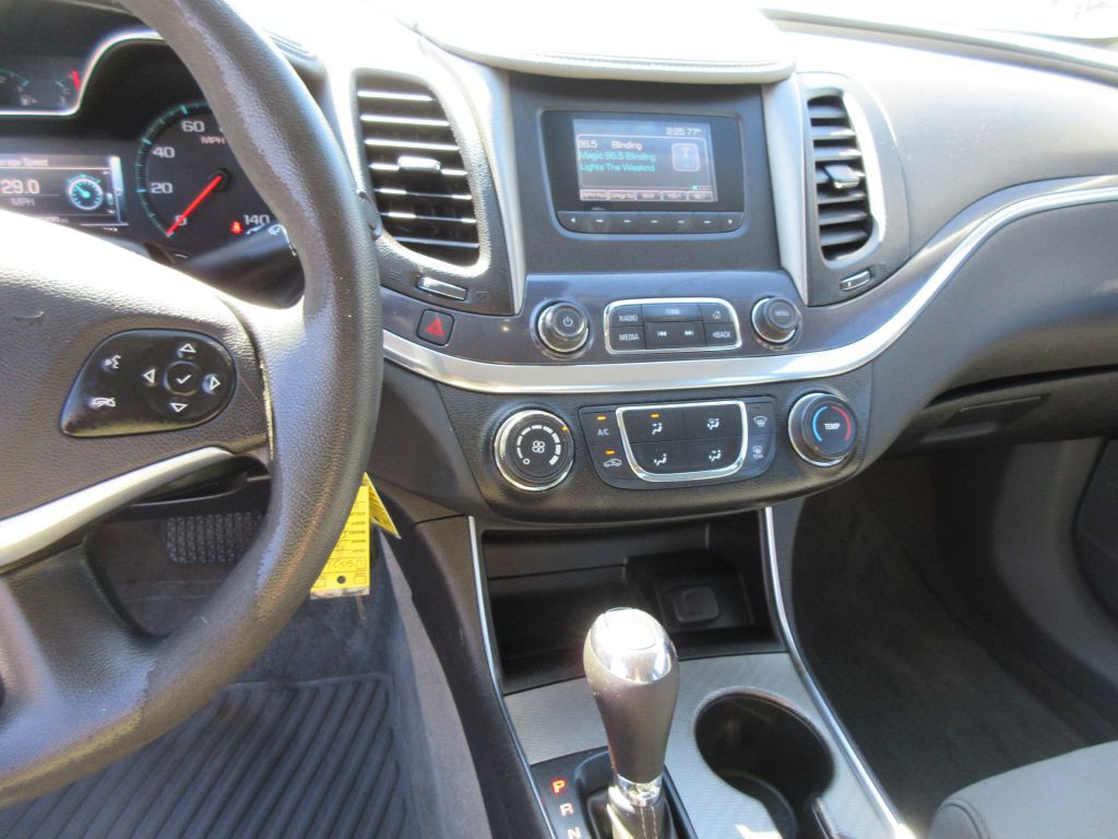 2016 Chevrolet Impala Image 9