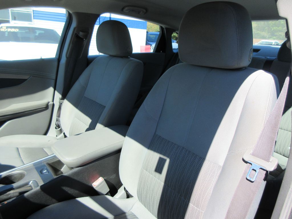 2016 Chevrolet Impala Image 11