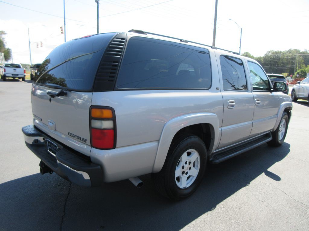 2005 Chevrolet Suburban Image 4
