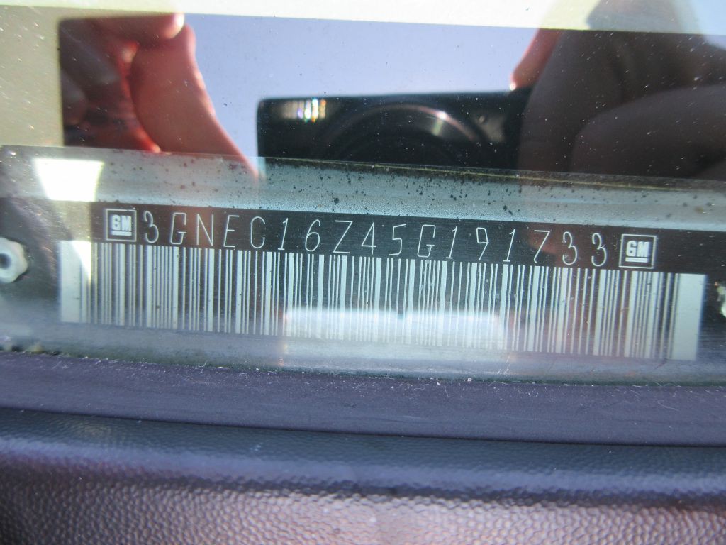 2005 Chevrolet Suburban Image 15