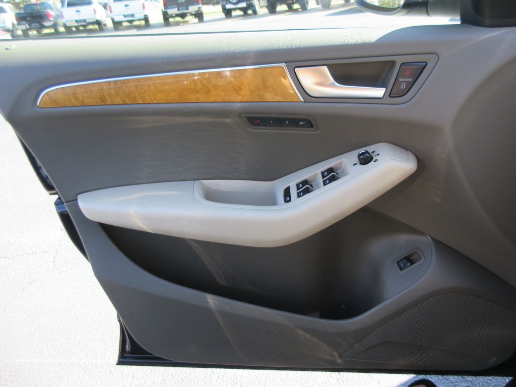 2009 Audi Q5 Image 10