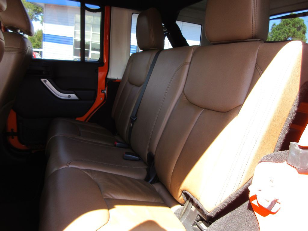 2013 Jeep Wrangler Unlimited Image 12