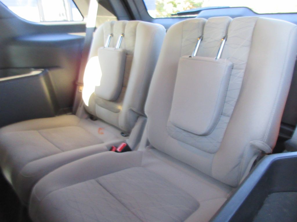 2015 Ford Explorer Image 13