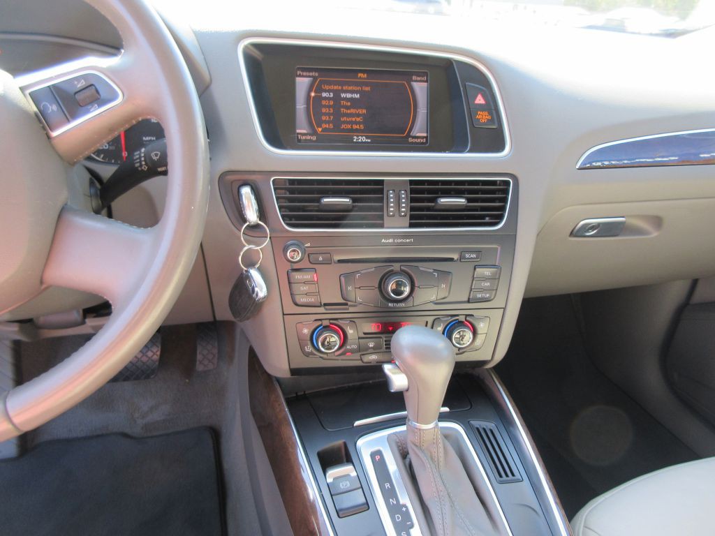 2011 Audi Q5 Image 9