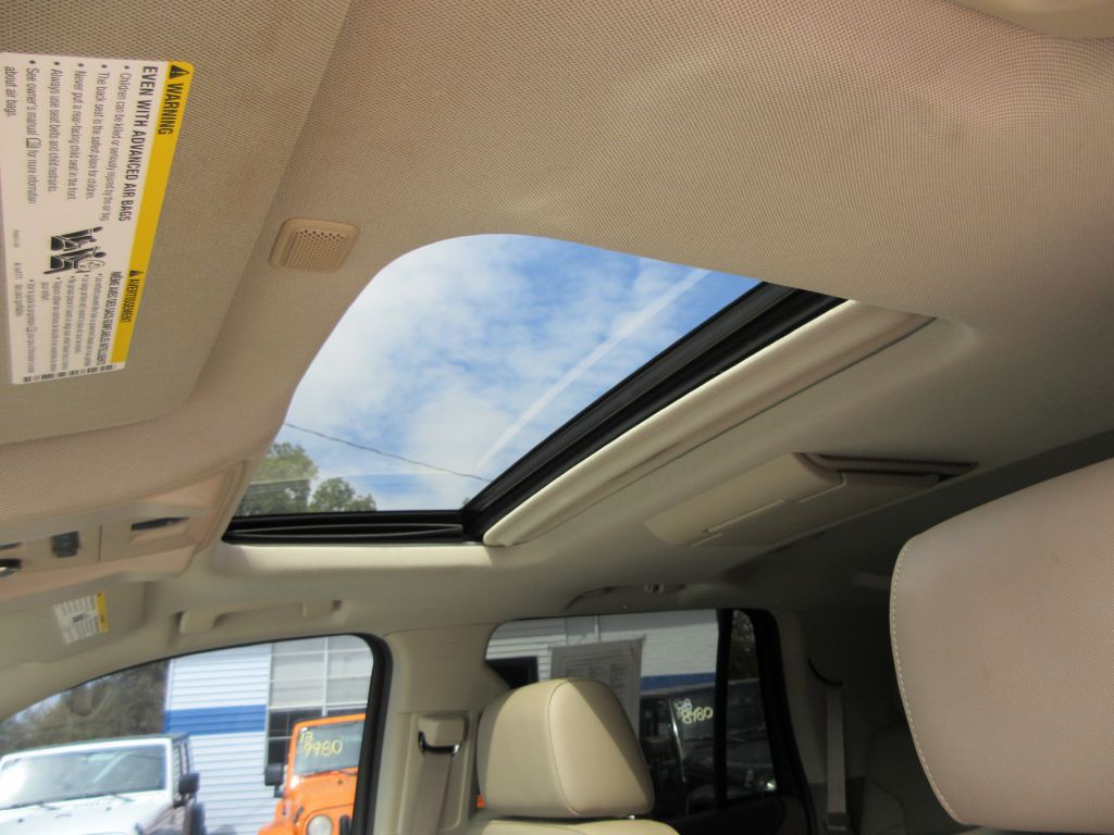 2016 GMC Yukon Image 11
