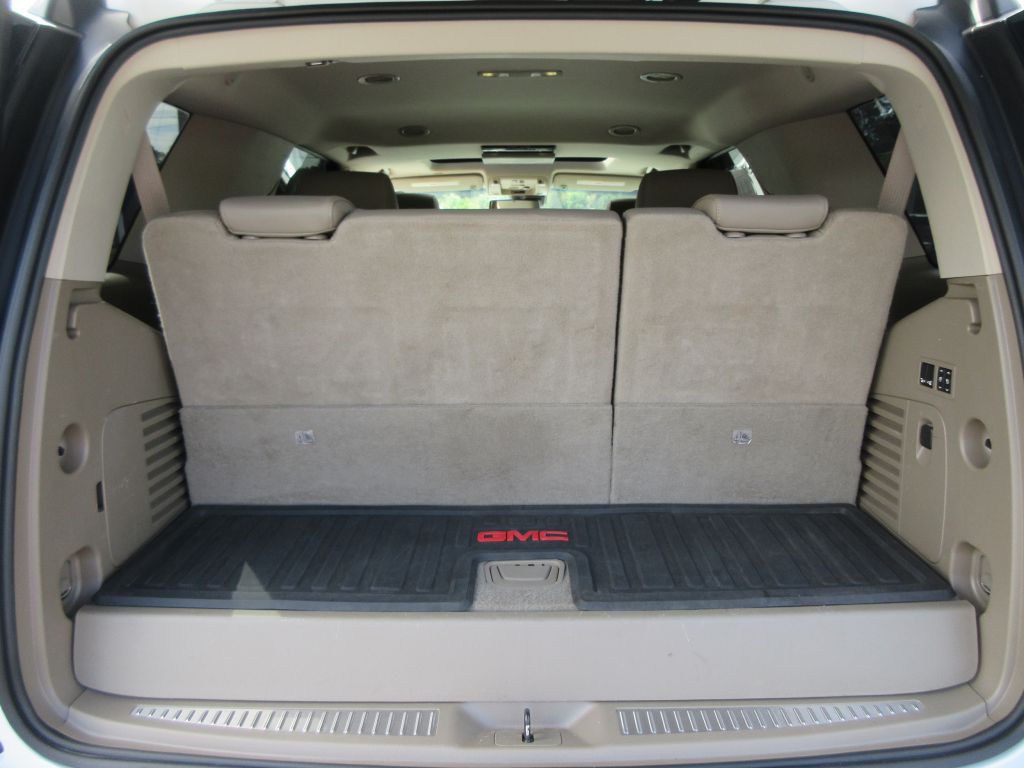 2016 GMC Yukon Image 18