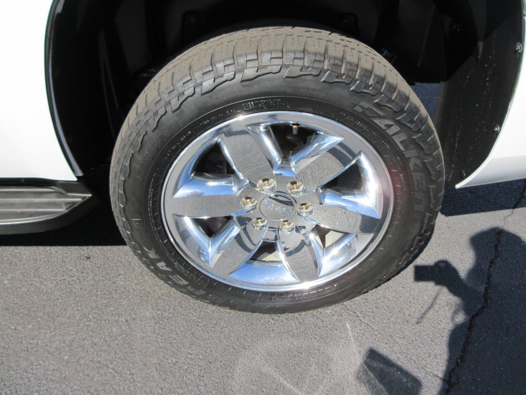 2012 GMC Yukon Image 15