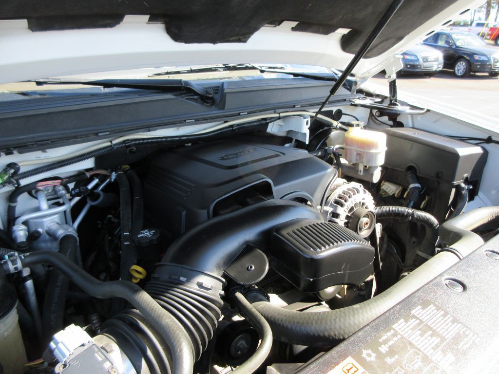 2012 GMC Yukon Image 17