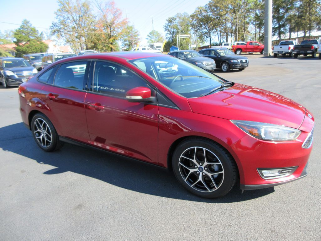 2017 Ford Focus Image 3