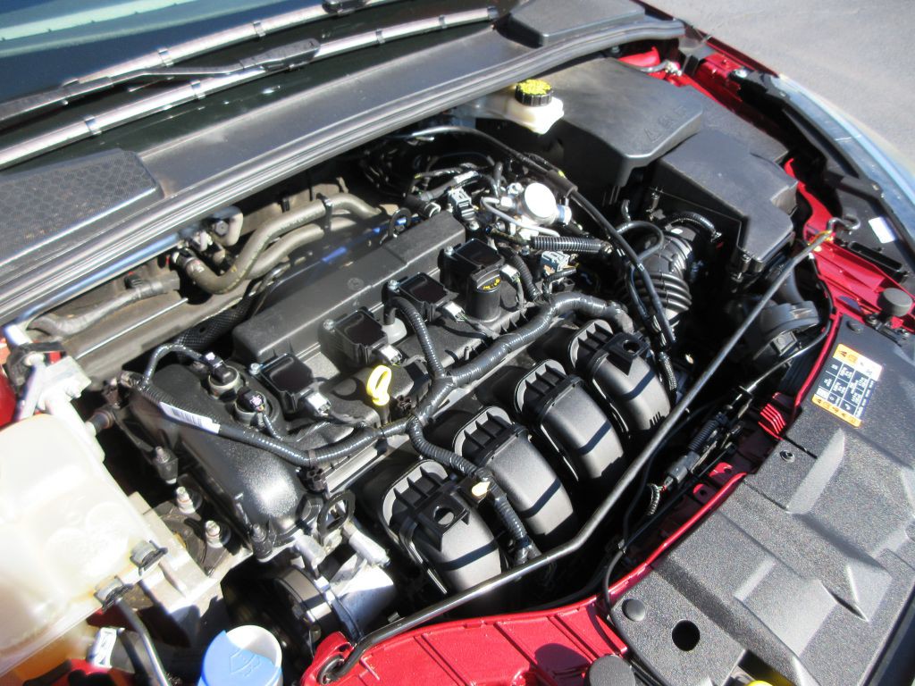 2017 Ford Focus Image 17