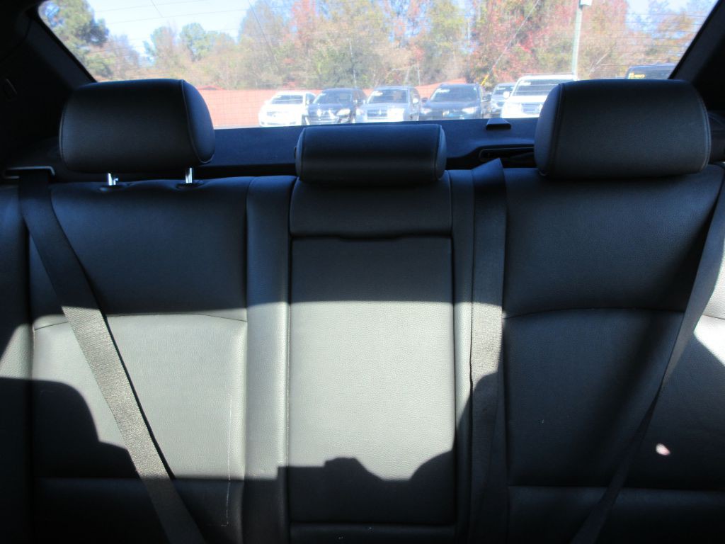 2013 BMW 5 Series Image 13