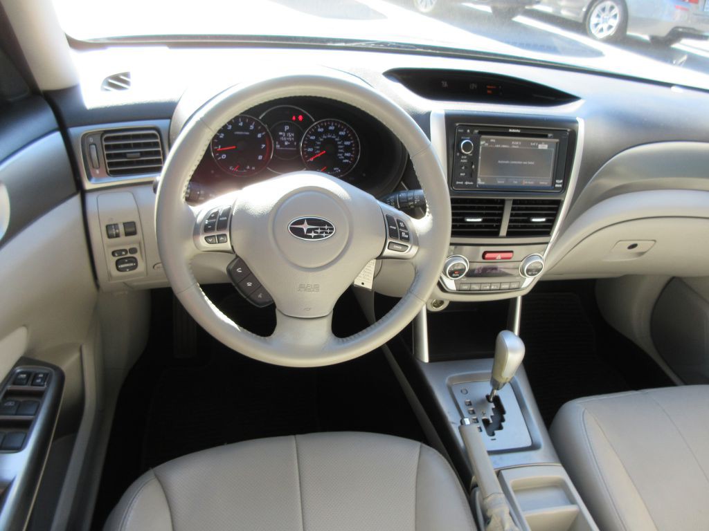 2012 Subaru Forester Image 7