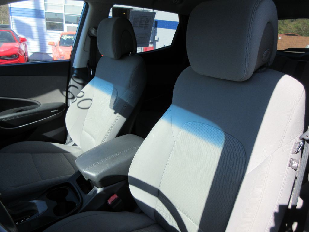 2016 Hyundai Santa Fe Sport Image 11
