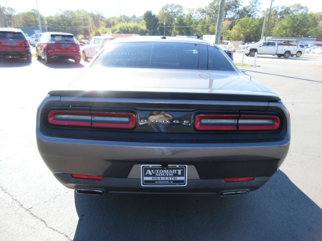 2015 Dodge Challenger Image 5