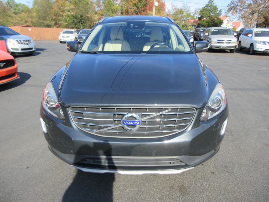 2016 Volvo XC60 Image 2