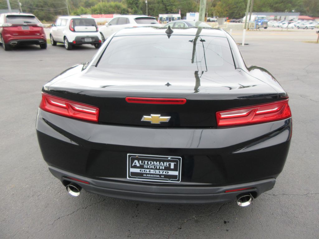 2017 Chevrolet Camaro Image 5