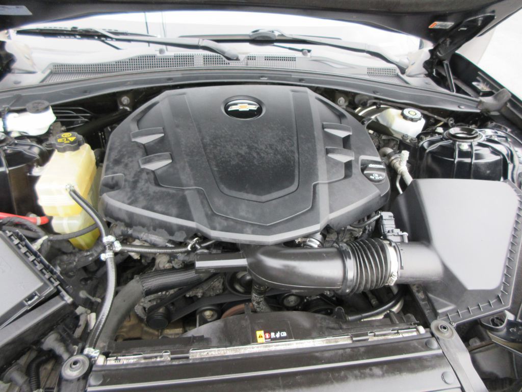 2017 Chevrolet Camaro Image 17