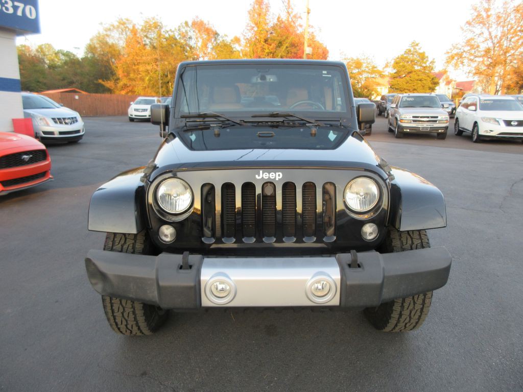 2014 Jeep Wrangler Unlimited Image 2