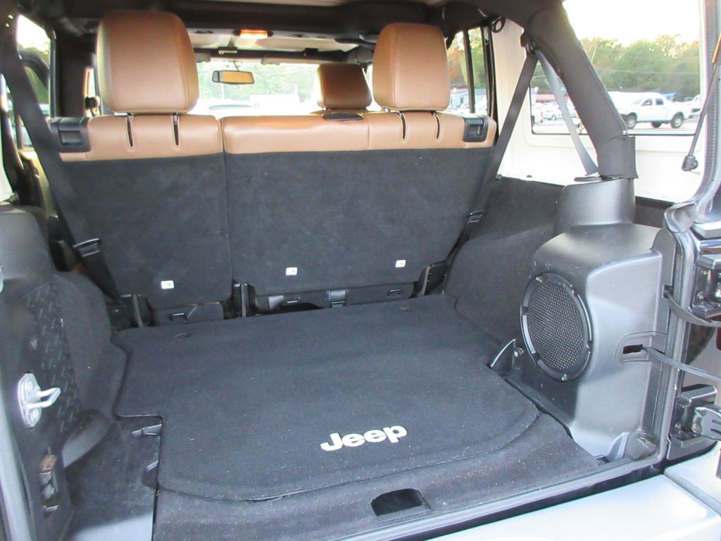 2014 Jeep Wrangler Unlimited Image 15