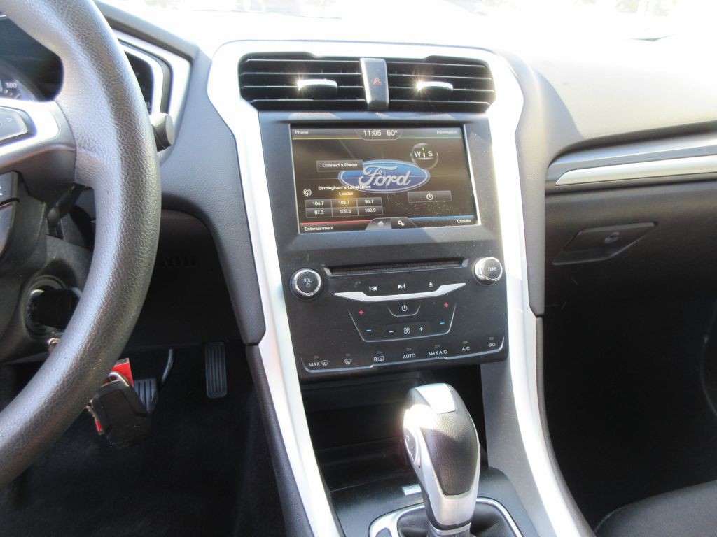 2014 Ford Fusion Image 9