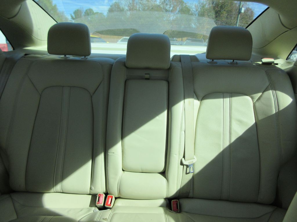 2013 Lincoln MKZ Image 13