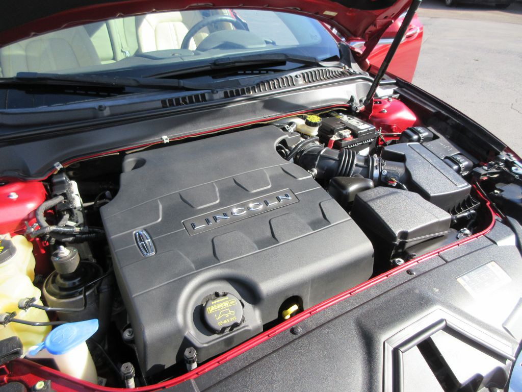 2013 Lincoln MKZ Image 17