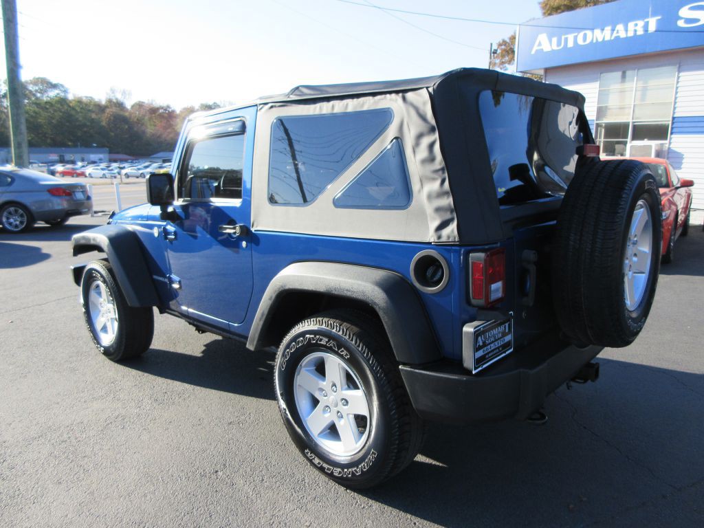 2010 Jeep Wrangler Image 6
