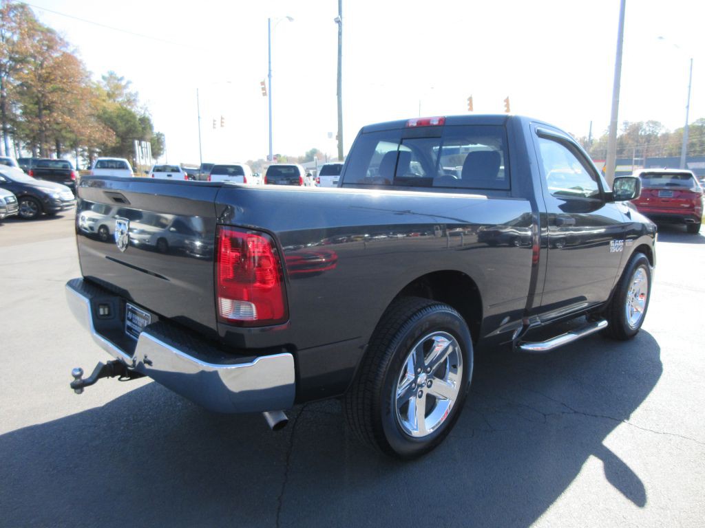 2014 RAM 1500 Image 4