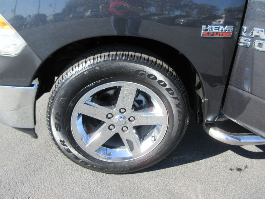 2014 RAM 1500 Image 14