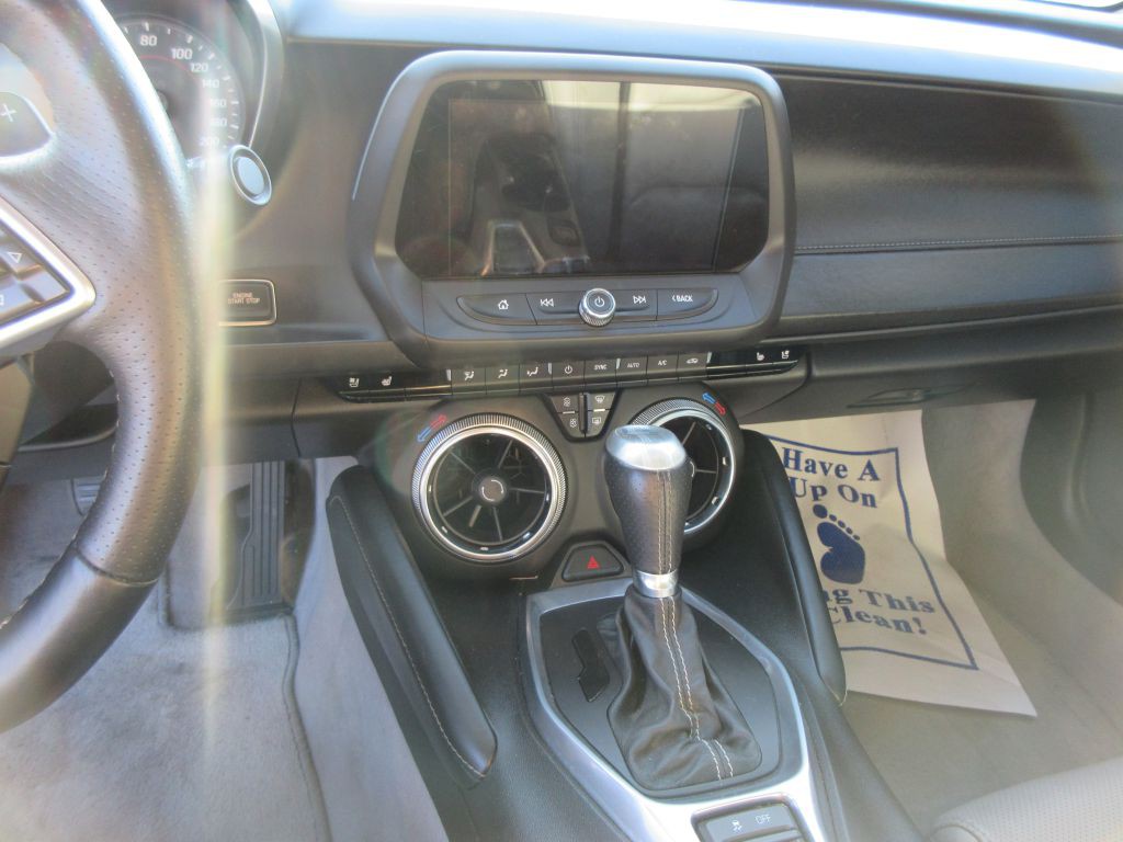 2016 Chevrolet Camaro Image 9