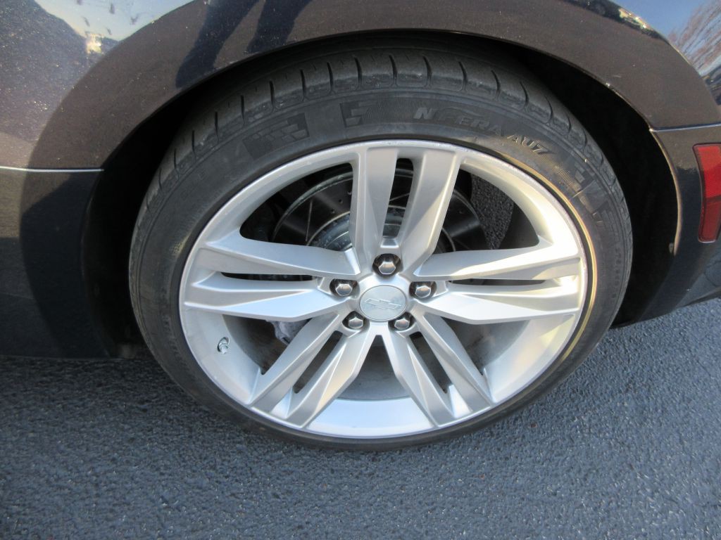 2016 Chevrolet Camaro Image 13