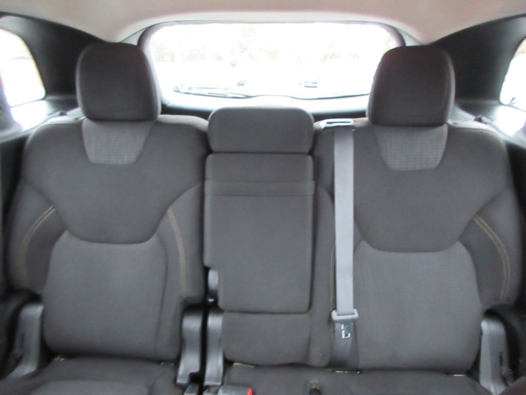 2016 Jeep Cherokee Image 12